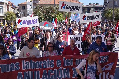 2016 05 01 ManifaPrimeiroMaioPontevedra02.JPG